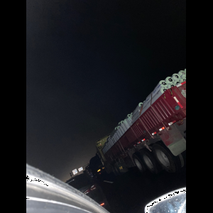 “为什么很多车没有后排中央头枕？能自己加装吗？”