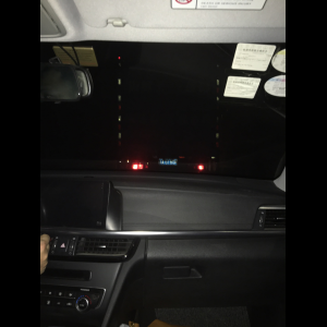 “为什么很多车没有后排中央头枕？能自己加装吗？”