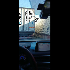 “为什么很多车没有后排中央头枕？能自己加装吗？”
