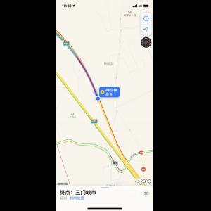 “为什么很多车没有后排中央头枕？能自己加装吗？”