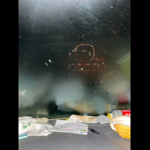 “为什么很多车没有后排中央头枕？能自己加装吗？”