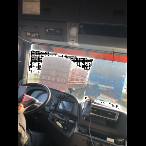 “为什么很多车没有后排中央头枕？能自己加装吗？”